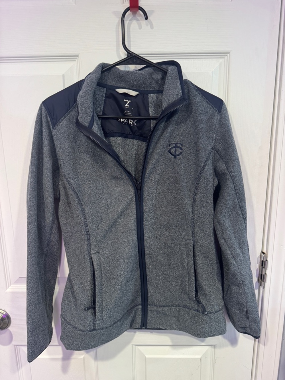 Cutter & Buck Women's Minnesota Twins Gray Full-Zip Utility Jacket